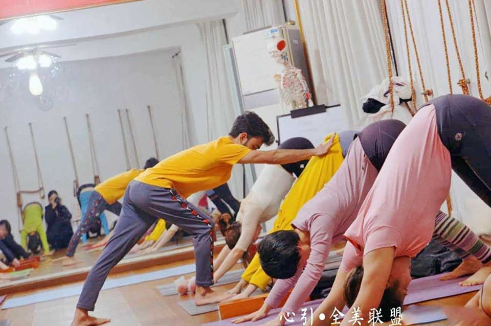 300 Hour Advanced Yoga Teacher Training in Rishikesh India